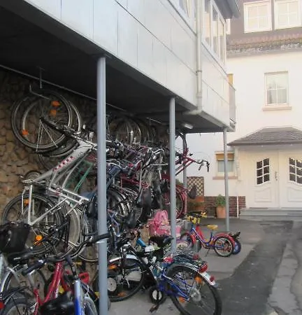 Wanderlust Hostel Floersheim am Main