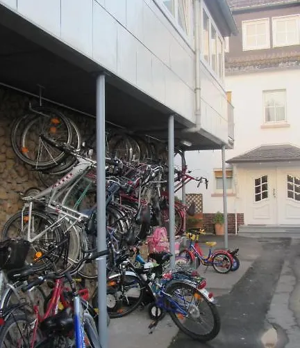 Wanderlust Hostel Floersheim am Main